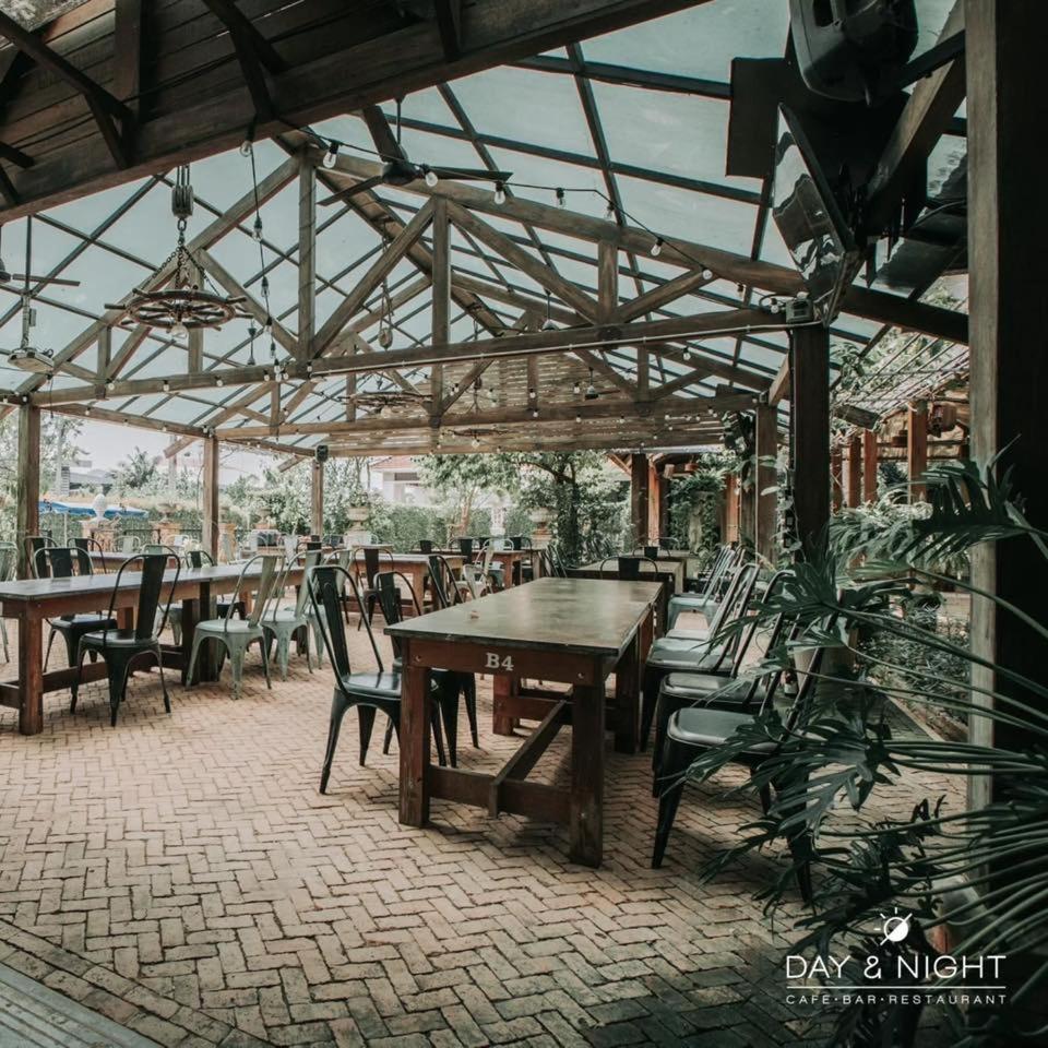 Nipa Garden Hotel Surat Thani Exterior photo