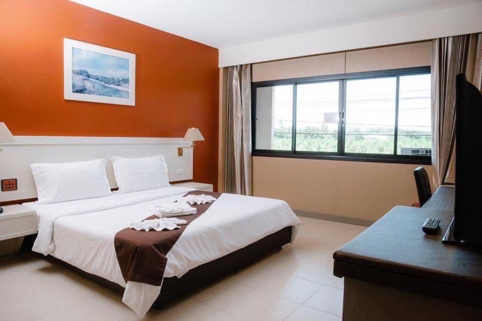 Nipa Garden Hotel Surat Thani Exterior photo